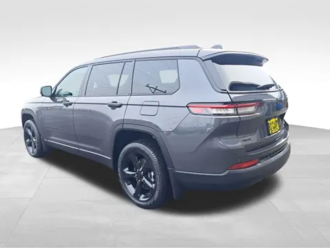 Another view of 2025 Jeep Grand Cherokee L Limited for sale in Auburn, WA at Bud Clary Auburn CDJR