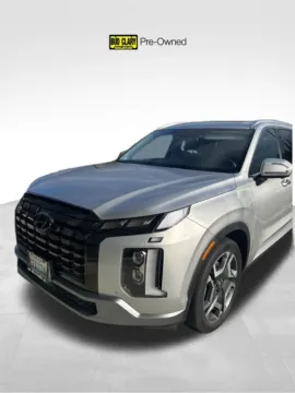 Silver 2023 Hyundai Palisade SEL for sale in Auburn, WA
