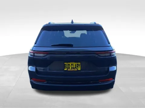 More photos of 2025 Jeep Grand Cherokee Limited at Bud Clary Auburn CDJR, WA