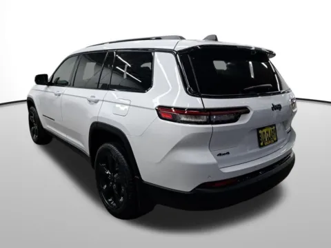 Another view of 2025 Jeep Grand Cherokee L Limited for sale in Auburn, WA at Auburn CDJR