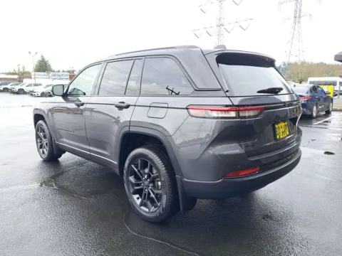 Another view of 2025 Jeep Grand Cherokee Limited for sale in Auburn, WA at Bud Clary Auburn CDJR