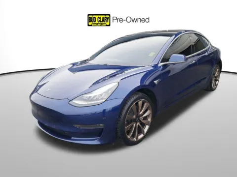Blue 2018 Tesla Model 3 Mid Range for sale in Auburn, WA