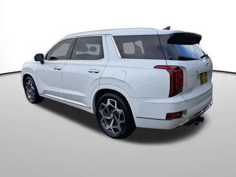 Another view of 2022 Hyundai Palisade Calligraphy for sale in Auburn, WA at Auburn CDJR