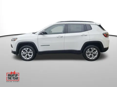 Photos of 2026 Jeep Compass Latitude for sale in Auburn, WA at Auburn CDJR