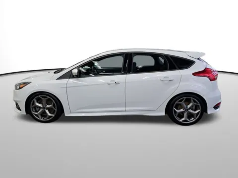 Photos of 2018 Ford Focus ST for sale in Auburn, WA at Auburn CDJR