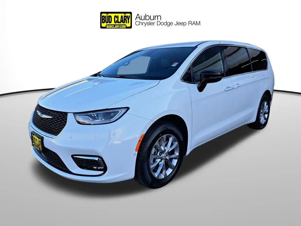 White 2026 Chrysler Pacifica Select for sale in Auburn, WA