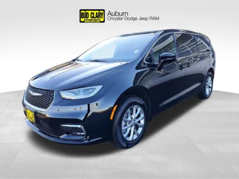 Black 2026 Chrysler Pacifica Select for sale in Auburn, WA