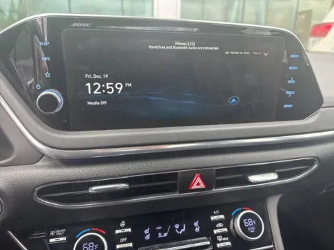 More photos of 2023 Hyundai Sonata Hybrid Limited at Auburn CDJR, WA