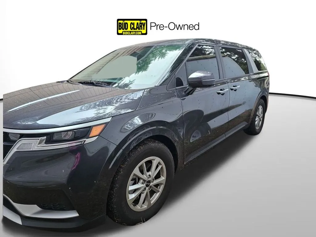 Gray 2024 Kia Carnival LX for sale in Auburn, WA