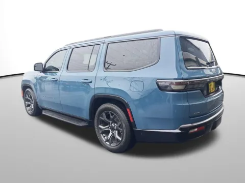 Another view of 2026 Jeep Grand Wagoneer Limited Altitude for sale in Auburn, WA at Bud Clary Auburn CDJR