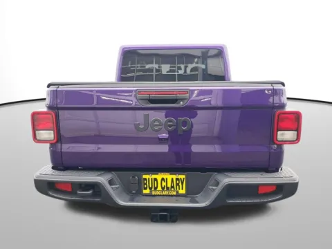 More photos of 2026 Jeep Gladiator Sport S at Bud Clary Auburn CDJR, WA