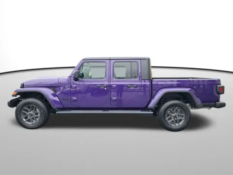 Photos of 2026 Jeep Gladiator Sport S for sale in Auburn, WA at Bud Clary Auburn CDJR