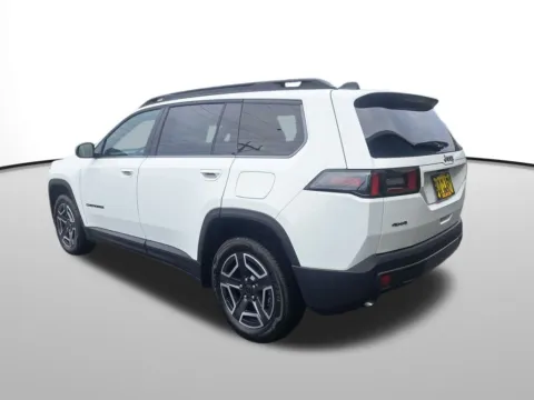 Another view of 2026 Jeep Cherokee Laredo for sale in Auburn, WA at Bud Clary Auburn CDJR