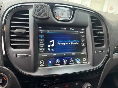 Another view of 2018 Chrysler 300 S for sale in Auburn, WA at Auburn CDJR