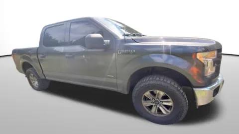 Another view of 2015 Ford F-150 XLT for sale in Auburn, WA at Auburn CDJR