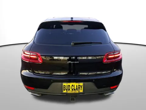 More photos of 2018 Porsche Macan at Bud Clary Auburn CDJR, WA