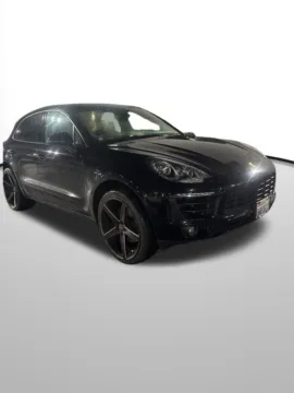 More photos of 2018 Porsche Macan at Auburn CDJR, WA