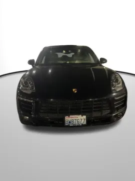 Another view of 2018 Porsche Macan for sale in Auburn, WA at Auburn CDJR