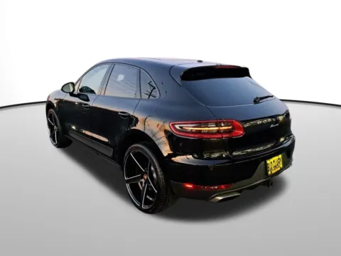 Another view of 2018 Porsche Macan for sale in Auburn, WA at Bud Clary Auburn CDJR