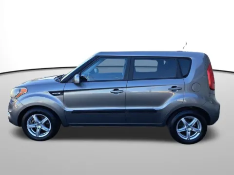 Photos of 2013 Kia Soul for sale in Auburn, WA at Bud Clary Auburn CDJR