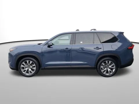 Photos of 2024 Toyota Grand Highlander XLE for sale in Auburn, WA at Bud Clary Auburn CDJR