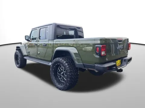 Another view of 2023 Jeep Gladiator Overland for sale in Auburn, WA at Bud Clary Auburn CDJR
