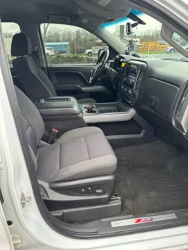 More photos of 2018 Chevrolet Silverado 1500 LT at Bud Clary Auburn CDJR, WA