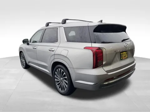 Another view of 2024 Hyundai Palisade Calligraphy for sale in Auburn, WA at Bud Clary Auburn CDJR