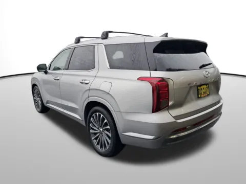 Another view of 2024 Hyundai Palisade Calligraphy for sale in Auburn, WA at Bud Clary Auburn CDJR