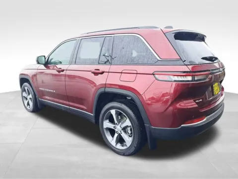 Another view of 2026 Jeep Grand Cherokee Limited for sale in Auburn, WA at Bud Clary Auburn CDJR