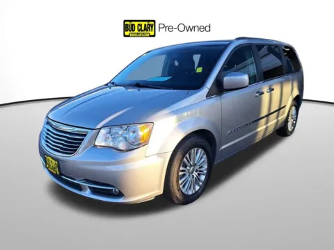 Silver 2016 Chrysler Town & Country Touring-L for sale in Auburn, WA
