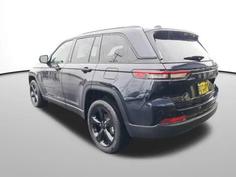 Another view of 2025 Jeep Grand Cherokee Limited for sale in Auburn, WA at Bud Clary Auburn CDJR