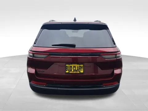 More photos of 2025 Jeep Grand Cherokee Altitude X at Bud Clary Auburn CDJR, WA