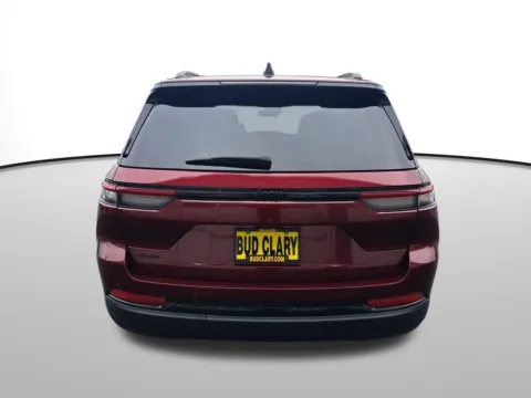 More photos of 2025 Jeep Grand Cherokee Altitude X at Bud Clary Auburn CDJR, WA