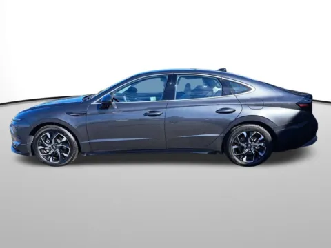 Photos of 2024 Hyundai Sonata SEL for sale in Auburn, WA at Bud Clary Auburn CDJR