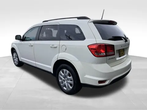 Another view of 2019 Dodge Journey SE for sale in Auburn, WA at Bud Clary Auburn CDJR