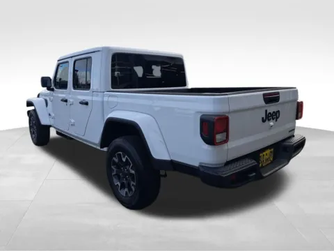Another view of 2026 Jeep Gladiator Sahara for sale in Auburn, WA at Bud Clary Auburn CDJR