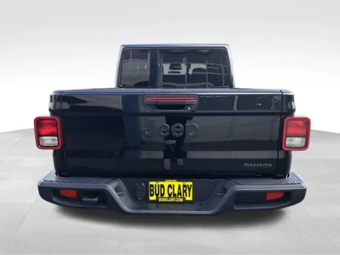 More photos of 2026 Jeep Gladiator Sahara at Bud Clary Auburn CDJR, WA