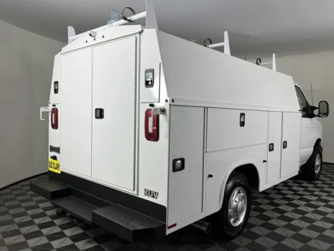 More photos of 2025 Ford E-Series Cutaway at Bud Clary Auburn CDJR, WA
