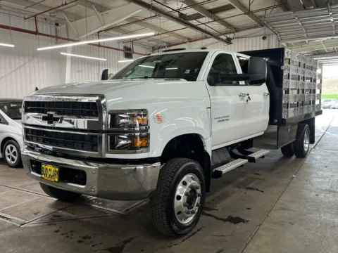 White 2025 Chevrolet Silverado MD WT for sale in Auburn, WA