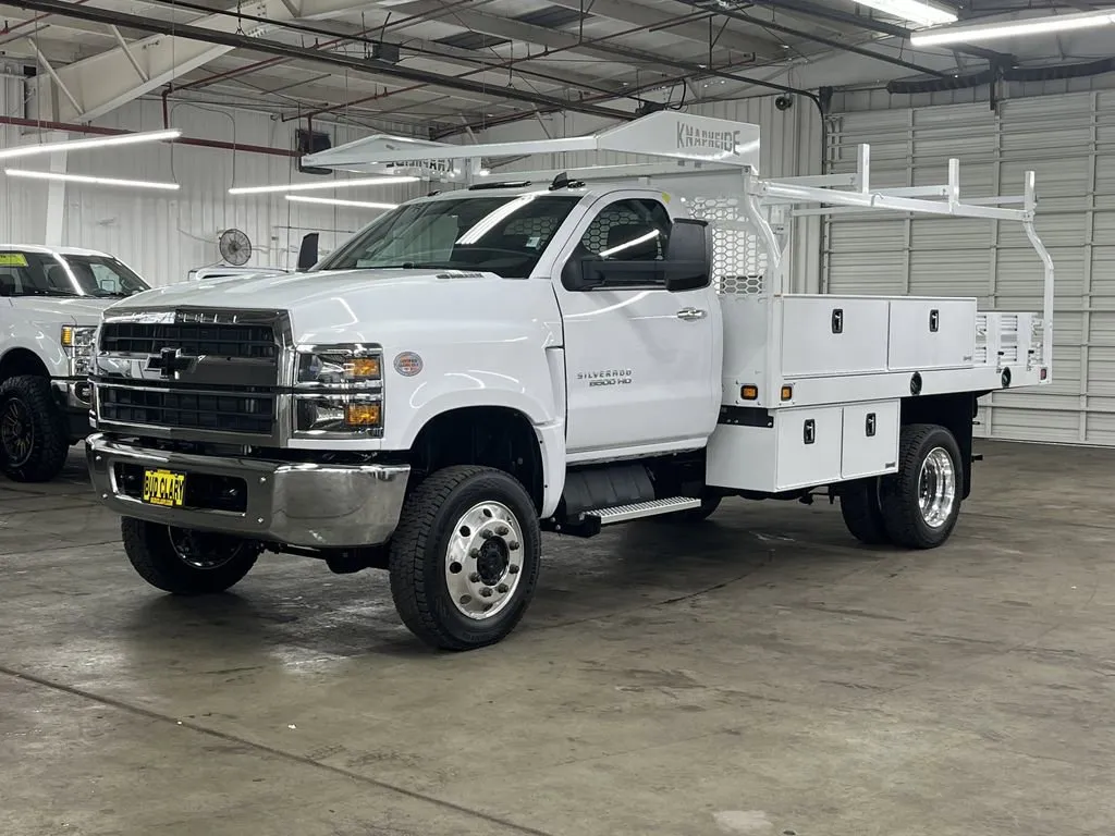 White 2025 Chevrolet Silverado MD LT for sale in Auburn, WA