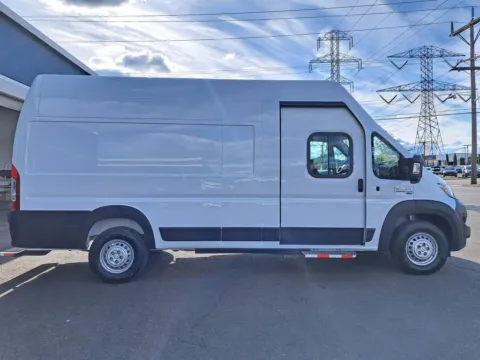 More photos of 2024 Ram ProMaster Delivery Van BEV Delivery at Bud Clary Auburn CDJR, WA