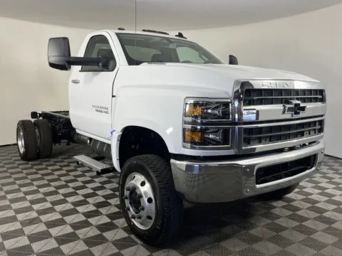 Another view of 2025 Chevrolet Silverado MD LT for sale in Auburn, WA at Bud Clary Auburn CDJR
