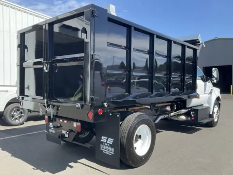 More photos of 2025 Ford F-650SD at Bud Clary Auburn CDJR, WA