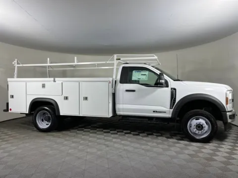 More photos of 2025 Ford Super Duty F-450 DRW XL at Bud Clary Auburn CDJR, WA