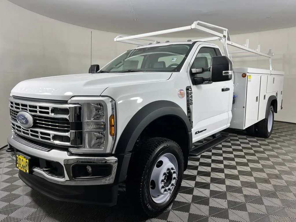 White 2025 Ford Super Duty F-450 DRW XL for sale in Auburn, WA