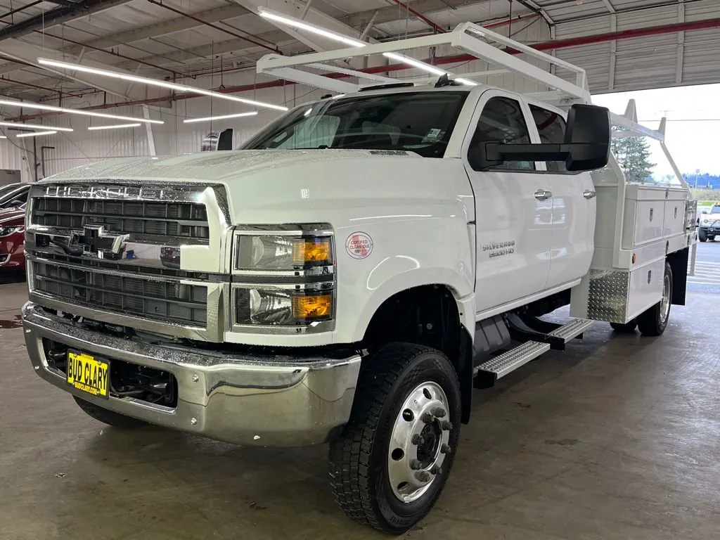 White 2025 Chevrolet Silverado MD LT for sale in Auburn, WA