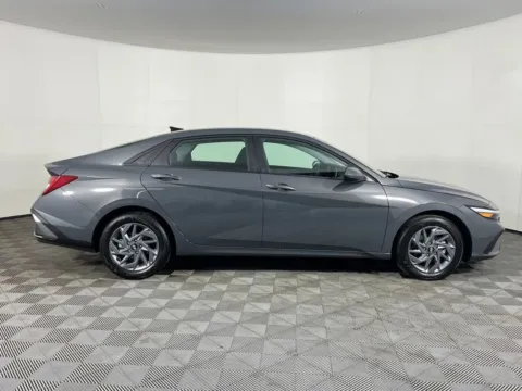 More photos of 2026 Hyundai Elantra Hybrid Blue at Bud Clary Auburn CDJR, WA