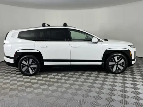 More photos of 2026 Hyundai IONIQ 9 SEL at Bud Clary Auburn CDJR, WA