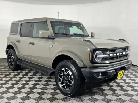 Another view of 2026 Ford Bronco Outer Banks for sale in Auburn, WA at Bud Clary Auburn CDJR